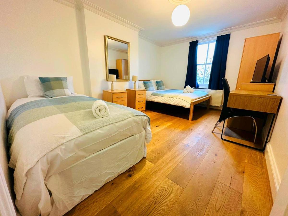 Cosy Home In Kensington - Great Location! 3 Minutes Walk To Earl'S Court Station Λονδίνο Εξωτερικό φωτογραφία