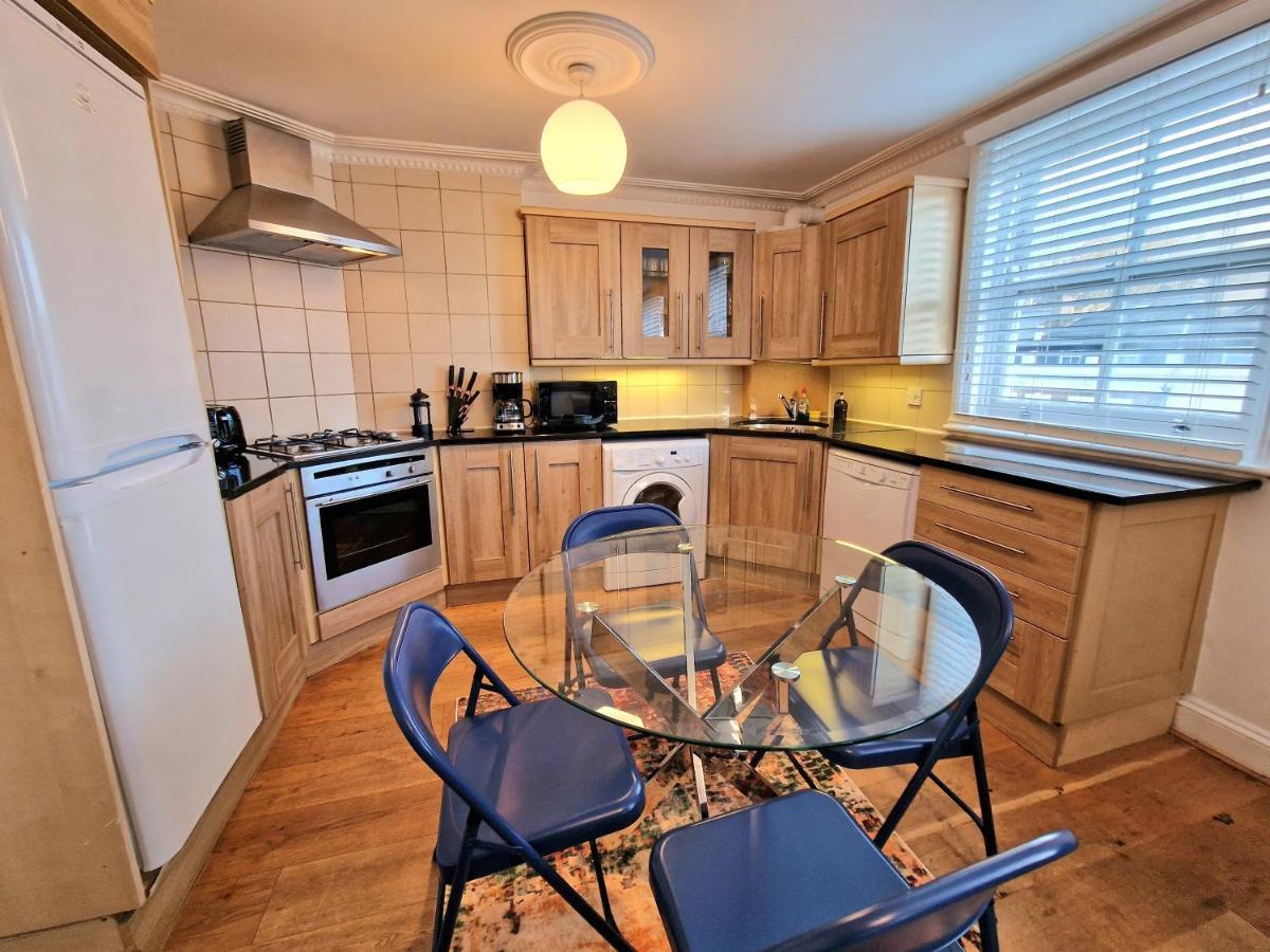 Cosy Home In Kensington - Great Location! 3 Minutes Walk To Earl'S Court Station Λονδίνο Εξωτερικό φωτογραφία