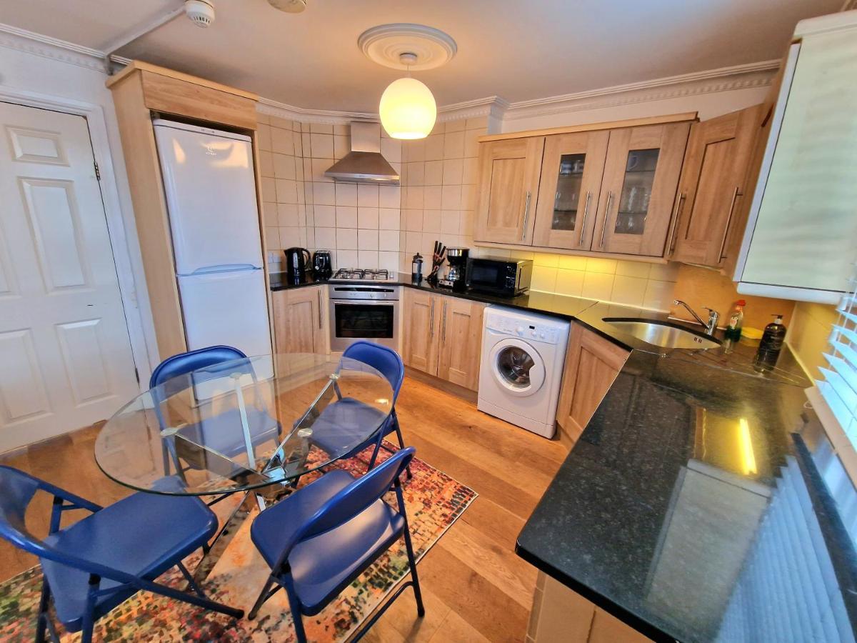 Cosy Home In Kensington - Great Location! 3 Minutes Walk To Earl'S Court Station Λονδίνο Εξωτερικό φωτογραφία