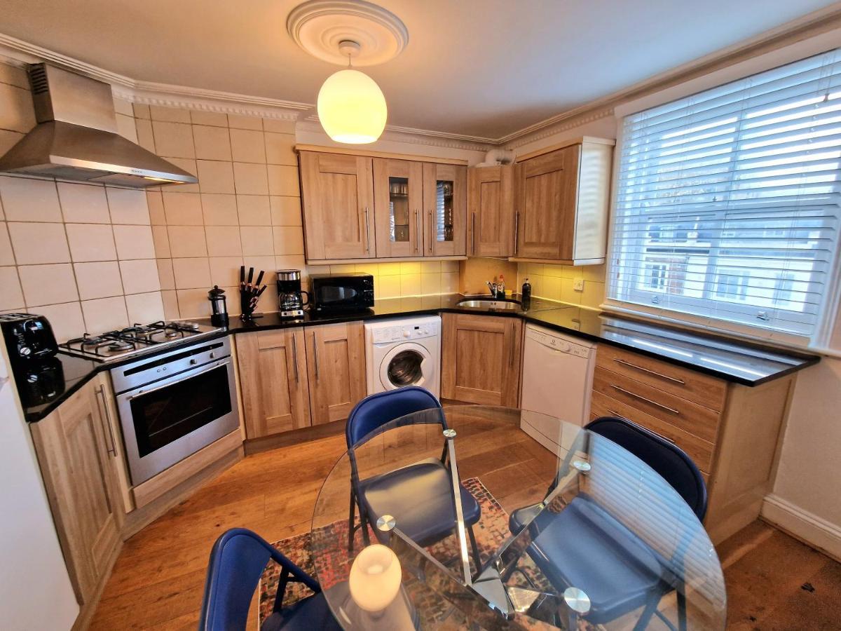 Cosy Home In Kensington - Great Location! 3 Minutes Walk To Earl'S Court Station Λονδίνο Εξωτερικό φωτογραφία